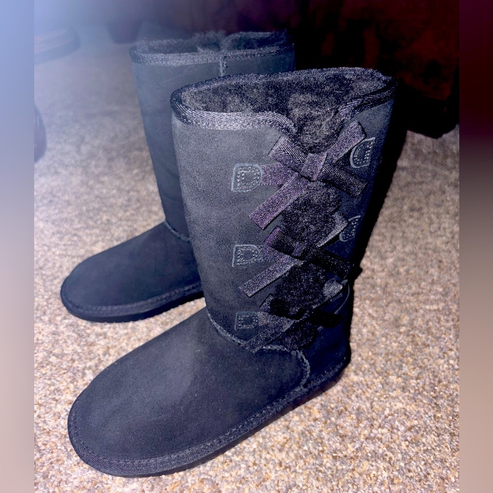 Kids black Koolaburra boots
